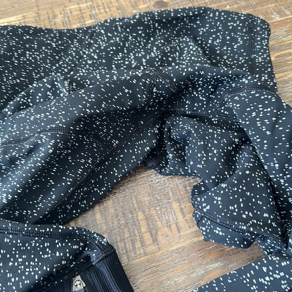 Lululemon Rebel Runner Crop - Picture 5 of 10